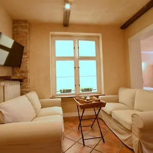  Habitación en casa particular De 55 M² En Centro Ciudad, Con 2 Habitación Polonia