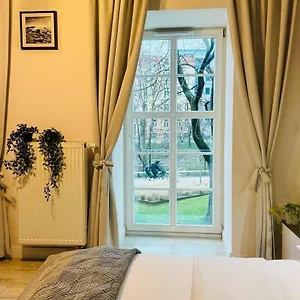 Absyntapartments 24 Rynek Вроцлав