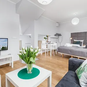Flower Apartment