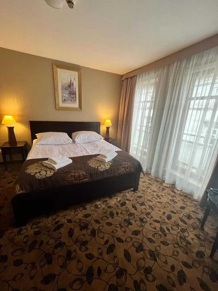 Great Polonia Krakow Kazimierz Aparthotel 4*,
